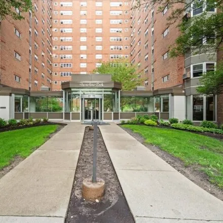 Buy this 1 bed condo on 4900 North Marine Drive in Chicago, IL 60640
