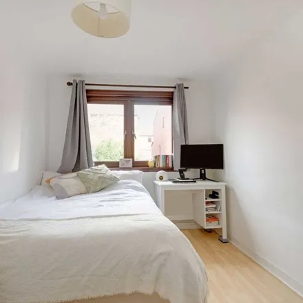 Rent this 3 bed apartment on Lymington Road in London, NW6 1XX