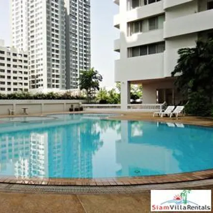 Rent this 3 bed apartment on Nida Mansion in Soi Phrom Chit, Vadhana District