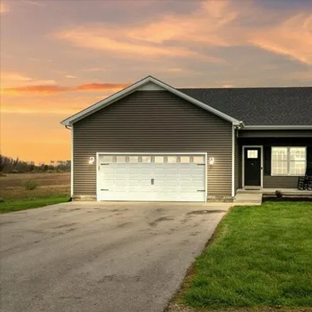 Buy this 3 bed house on Bristow Road in Bowling Green, KY 42101
