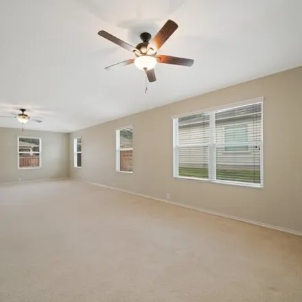 Image 4 - 5149 Knollwood, Schertz, TX 78108, USA - House for rent