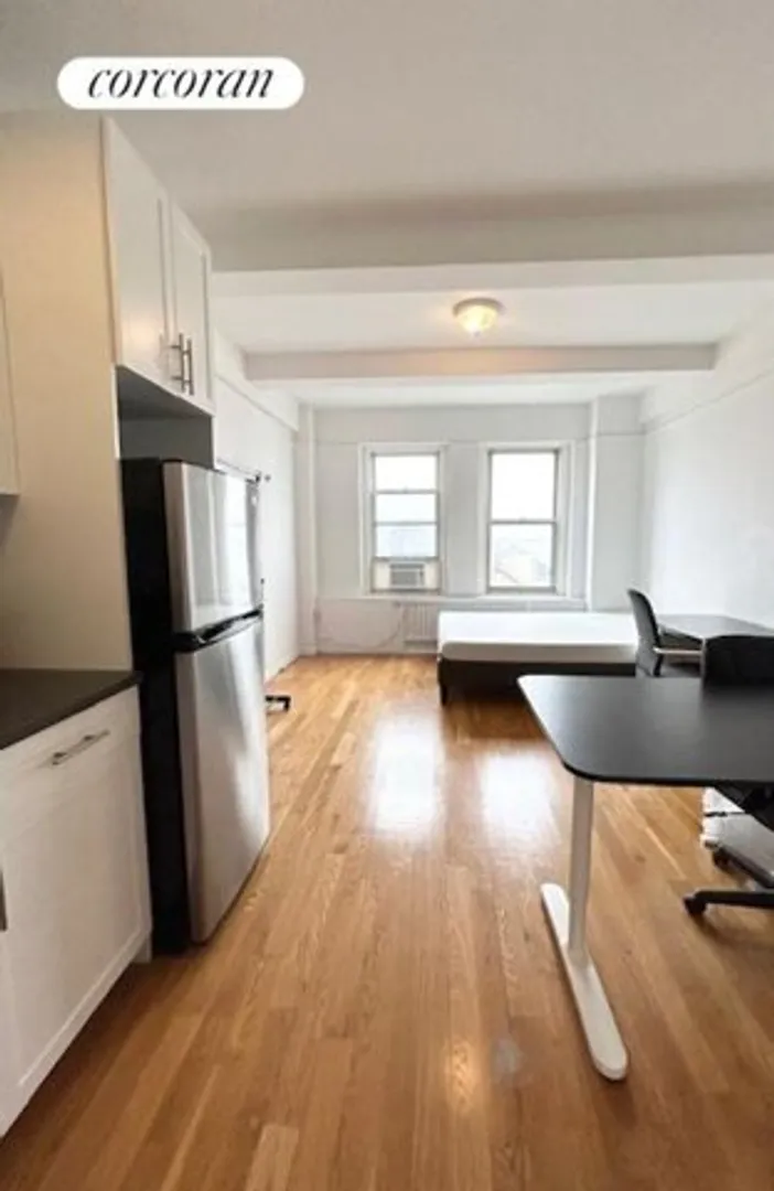 Master Apartments, 310 Riverside Drive, New York, NY 10025, USA | Studio apartment for rent