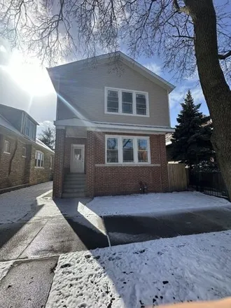 Buy this 4 bed house on 5443 West Dakin Street in Chicago, IL 60634