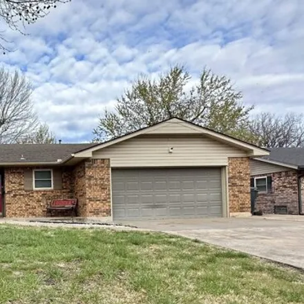 Buy this 4 bed house on 3273 Robin Ridge Road in Woodward, OK 73801