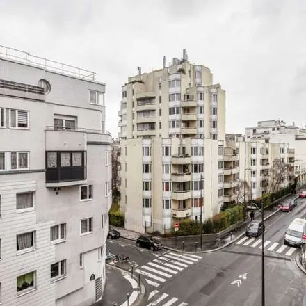 Image 2 - 30 Rue Merlin, 75011 Paris, France - Apartment for rent