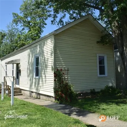 Buy this 2 bed house on 869 Meigs Avenue in Jeffersonville, IN 47130