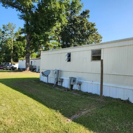 Rent this studio apartment on Grace Park in Beulaville, Duplin County