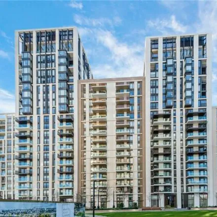 Image 1 - Centre Stage, Fountain Park Way, London, W12 7NP, United Kingdom - Apartment for sale