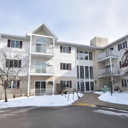 Buy this 2 bed condo on 718 Canterberry Court in West Bend, WI 53090
