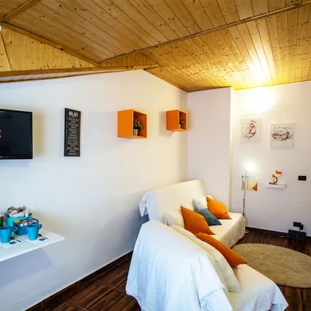 Rent this 3 bed apartment on Ex Squadra Rialzo Milano Centrale in Viale Monza, 20127 Milan MI