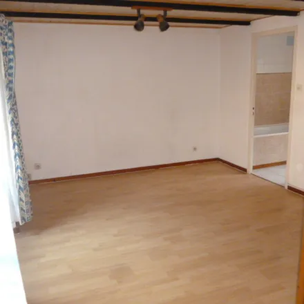 Rent this 2 bed apartment on 24 Rue Cadiou in 29250 Saint-Pol-de-Léon, France