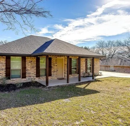 Rent this 3 bed house on 134 Coronado Trl in Weatherford, Texas