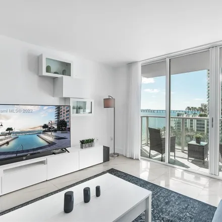 Rent this 2 bed apartment on 7-Eleven in 1 West Flagler Street, Miami