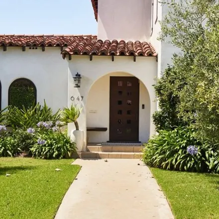 Image 2 - 671 Toyopa Drive, Los Angeles, CA 90272, USA - House for rent