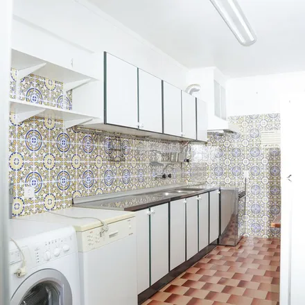 Image 1 - Rua Nova, 2690-214 Loures, Portugal - Apartment for rent