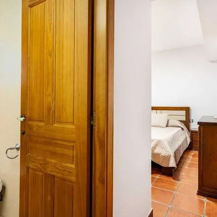 Rent this 3 bed apartment on Calle Secuoya in 46190 Riba-roja de Túria, Spain