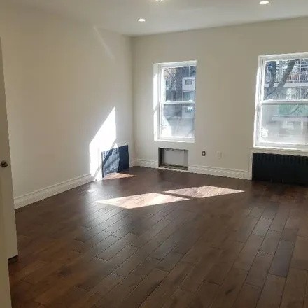 Image 6 - 320 East 30th Street, New York, NY 10016, USA - Townhouse for rent