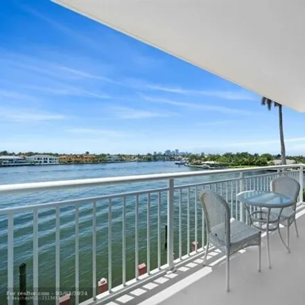 Buy this 2 bed condo on 512 Bayshore Drive in Birch Ocean Front, Fort Lauderdale