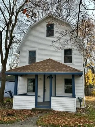 Buy this 2 bed house on 317 South Mulberry Street in Marshall, MI 49068