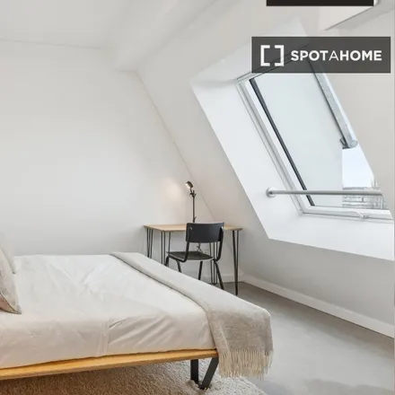 Rent this 3 bed room on Kita Elfenblume in Rostocker Straße 28, 10553 Berlin