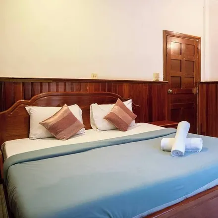 Rent this 1 bed house on Krong Siem Reap West Bus Station in Bakheng Street, Siem Reap 200040