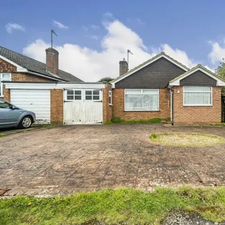 Buy this 3 bed house on Greenlands Road in Kingsclere, RG20 5RJ