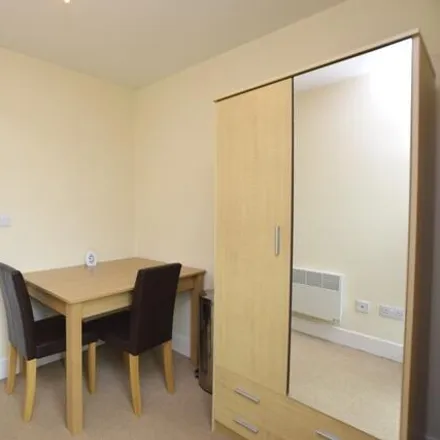 Image 6 - Smithfield, Rockingham Street, Devonshire, Sheffield, S1 4EB, United Kingdom - Room for rent