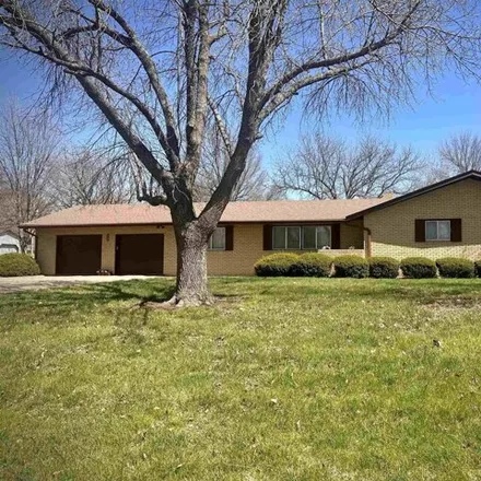Buy this 3 bed house on 1274 West 4th Street in Holton, KS 66436