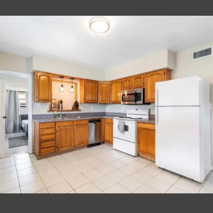 Image 3 - 159 West 138th Avenue, Angelina Pines, Hillsborough County, FL 33613, USA - Room for rent