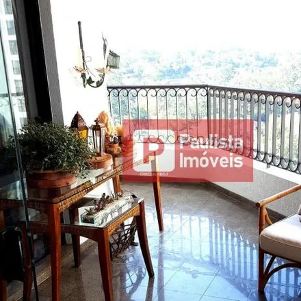 Rent this 3 bed apartment on Ragazzo! in Avenida Washington Luís, Jardim Marajoara