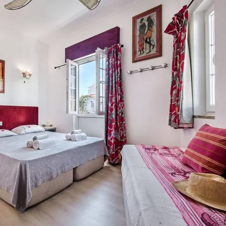 Rent this 3 bed apartment on 8200-212 Distrito de Évora