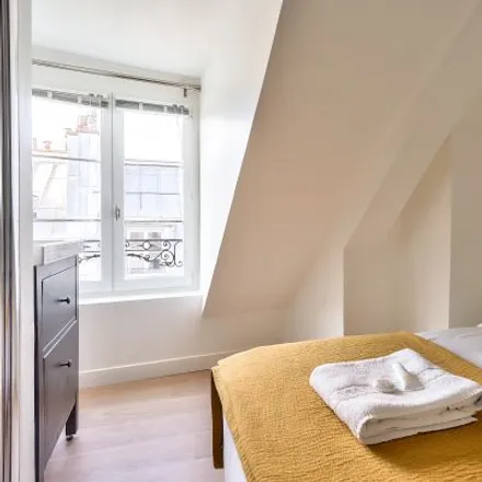 Image 1 - 1 Rue de l'Échiquier, 75010 Paris, France - Apartment for rent