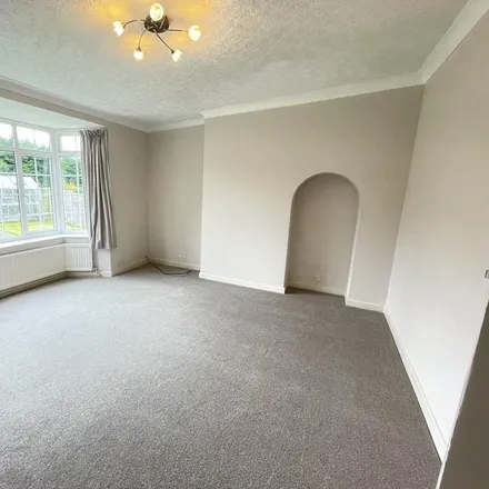 Image 2 - Stonelea Road, Corner Hall, HP3 9JY, United Kingdom - House for rent