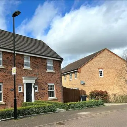 Buy this 4 bed house on Newbury Crescent in Bourne, PE10 0JZ