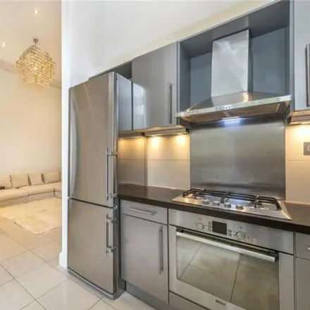 Image 9 - 108-132 Westbourne Terrace, London, W2 6BU, United Kingdom - Apartment for sale