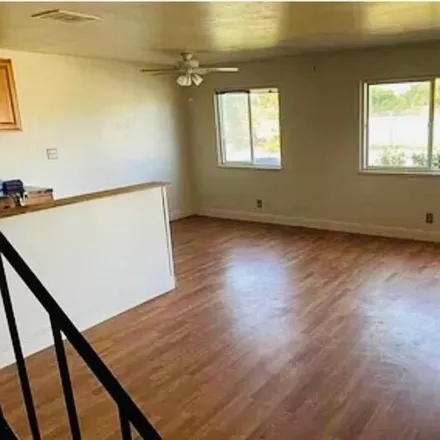 Image 3 - La Pera Ct G Parkway Alley, Sacramento, CA 95823, USA - Condo for sale