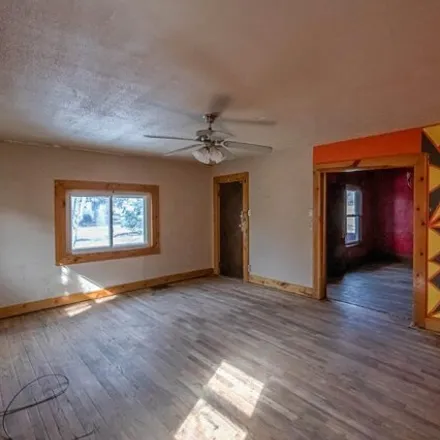 Image 6 - 231 West Cedar Street, Walsenburg, CO 81089, USA - House for sale