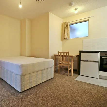 Rent this studio apartment on The Knoll in London, W5 1TA