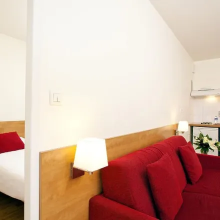 Rent this 1 bed apartment on 185 Boulevard Saint-Jean-Baptiste de la Salle in 35000 Rennes, France