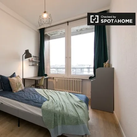 Rent this 2 bed room on Deutsche Bundesbank in Leibnizstraße 10, 10625 Berlin