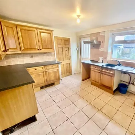 Image 3 - Stamford Road, Chester, CH1 5DW, United Kingdom - Townhouse for sale
