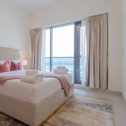 Rent this 1 bed apartment on Dubai American Academy in Al Na'ayat Street, Al Sufouh 1