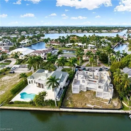 Image 8 - 2325 Tarpon Road, Naples, FL 34102, USA - House for sale