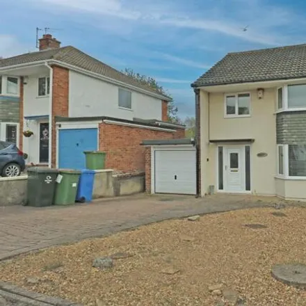 Buy this 3 bed duplex on Whitby Road in Middlesbrough, TS7 0HS