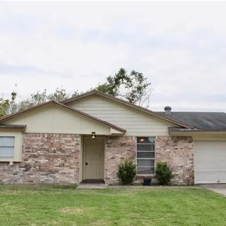 Rent this 4 bed house on 4920 Redfish Reef Drive in Bacliff, TX 77518