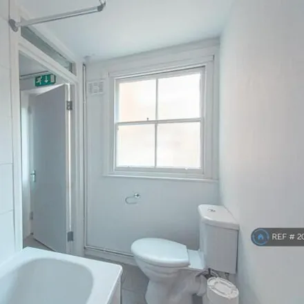 Image 4 - Wansey Street, London, SE17 1LH, United Kingdom - Townhouse for rent