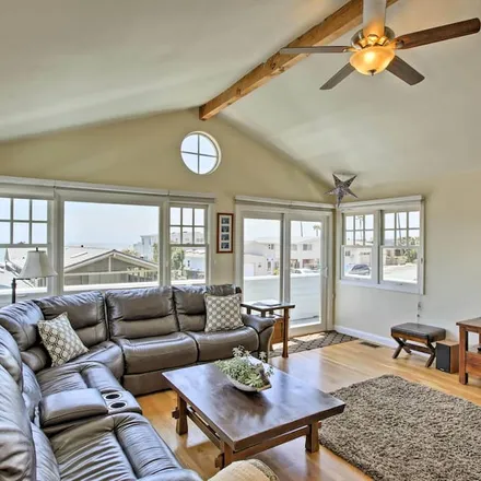 Rent this 4 bed house on Cayucos in CA, 93430