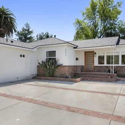 Image 5 - 19016 Bessemer Street, Los Angeles, CA 91335, USA - House for sale