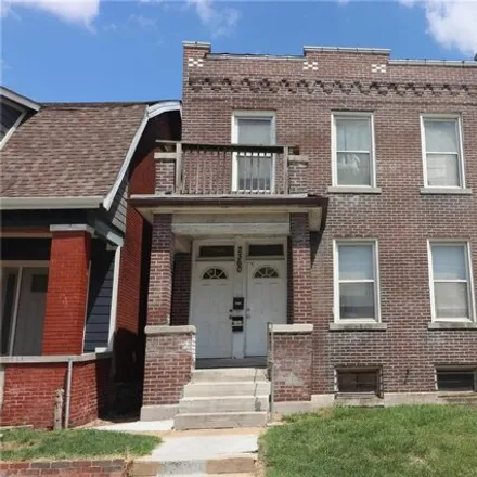 Buy this 6 bed house on 3127 Sidney Street in St. Louis, MO 63104