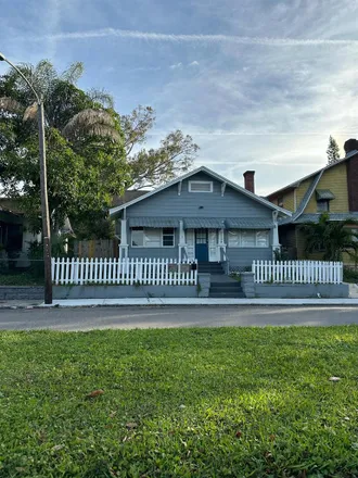 Rent this 1 bed room on 1142 9th Avenue South in Saint Petersburg, FL 33705